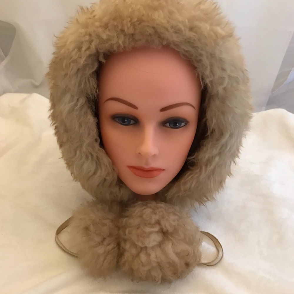 Vintage Dyed Tuscan Lamb Fur Hat Made in Italy